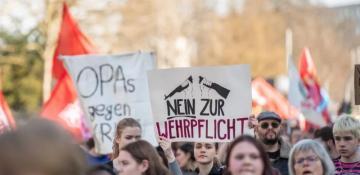 Conscription talks in Germany highlight age gap