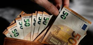 Hungary targets euro adoption criteria by 2030, finance minister says