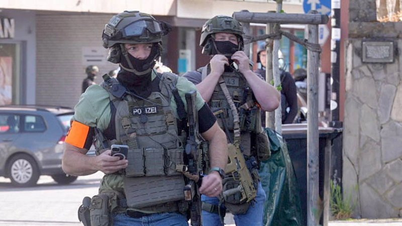 Hostage situation at bank in western Germany