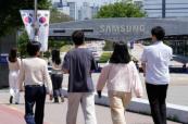 Samsung workers vote on 2026 wage deal amid bonus dispute