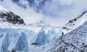 Two Indian climbers die on Mount Qomolangma