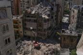 Israeli airstrikes and Hezbollah rockets continue despite ceasefire in Lebanon conflict