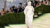 Heidi Klum stuns in stone-like Met Gala look -  PHOTO/VIDEO 