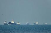Two US vessels reportedly stranded in Strait of Hormuz rocky waters 