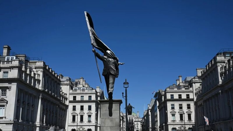 Banksy debuts massive new sculpture in central London