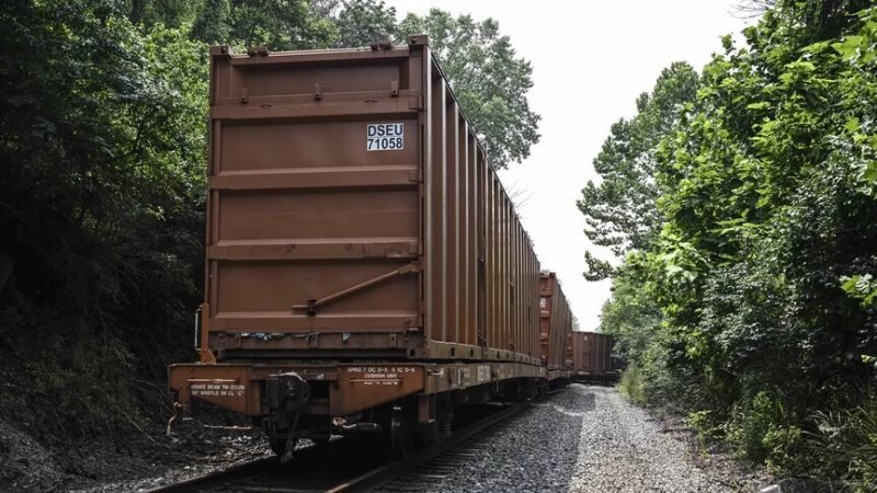 Six migrants found dead in train boxcar in Texas amid suspected smuggling case
