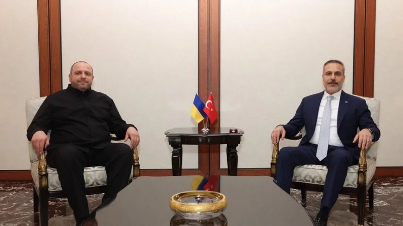 Turkish foreign minister hosts Ukraine’s top negotiator