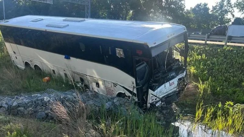 Bus crashes into six cars in Virginia, killing five, injuring dozens