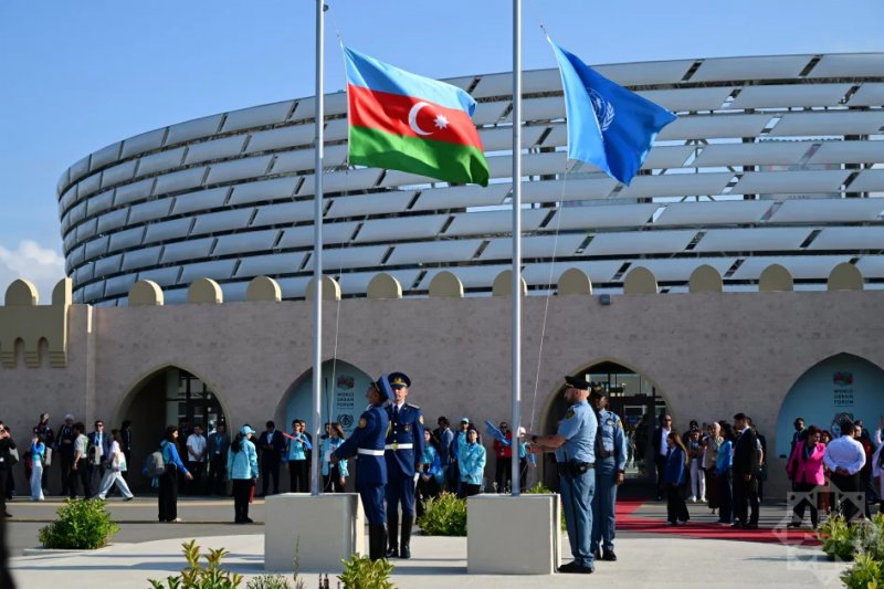WUF13 flags of Azerbaijan and the UN lowered