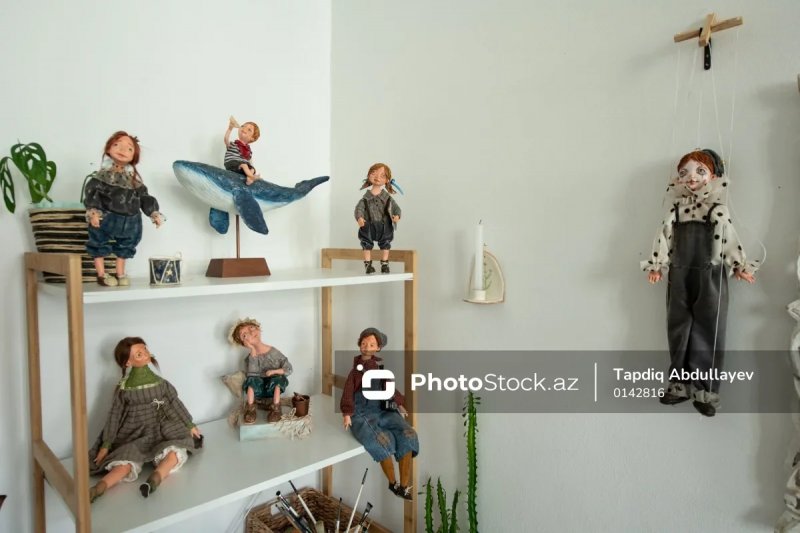 News about - Meet the artist bringing dolls to life with retro nostalgia -  PHOTOS 