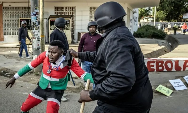 Kenyan police shot one dead at protests 