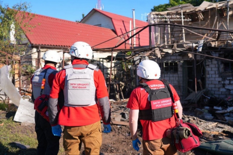 Russian strike hits Zaporizhzhia home, injuring elderly woman