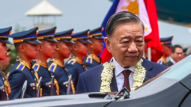 Philippines, Vietnam sign historic defense pact in Manila