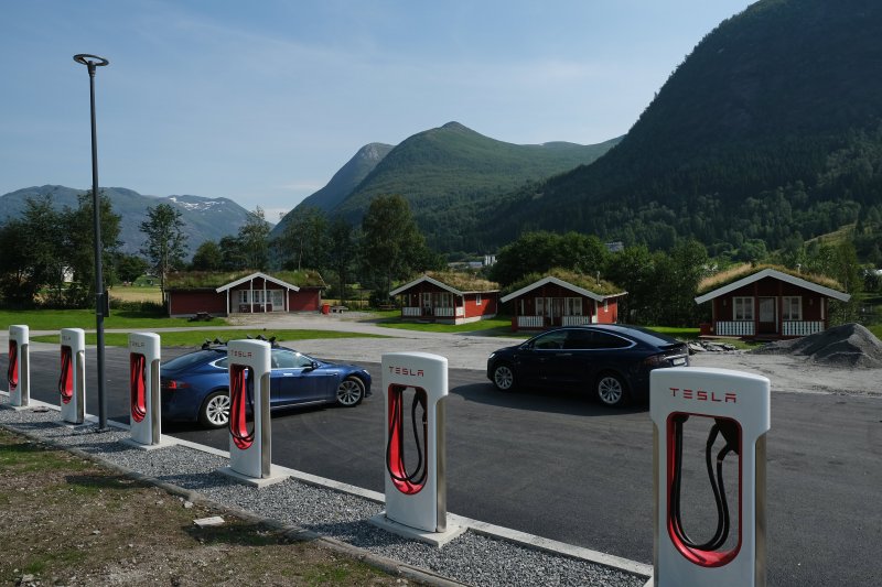 Tesla leads Norway sales as Toyota, Volkswagen follow in EV-heavy market