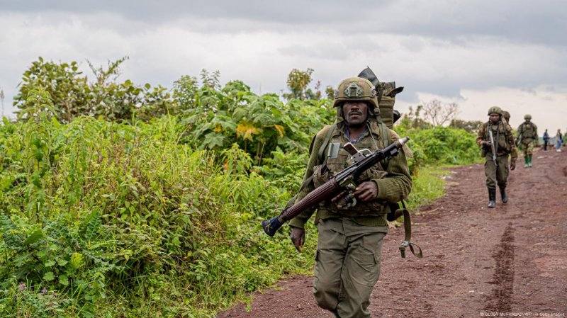 US sanctions commanders over eastern Congo fighting