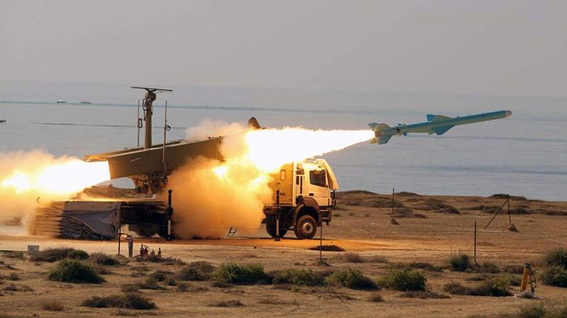  Iran's IRGC attacks US Fifth Fleet headquarters, airbase 