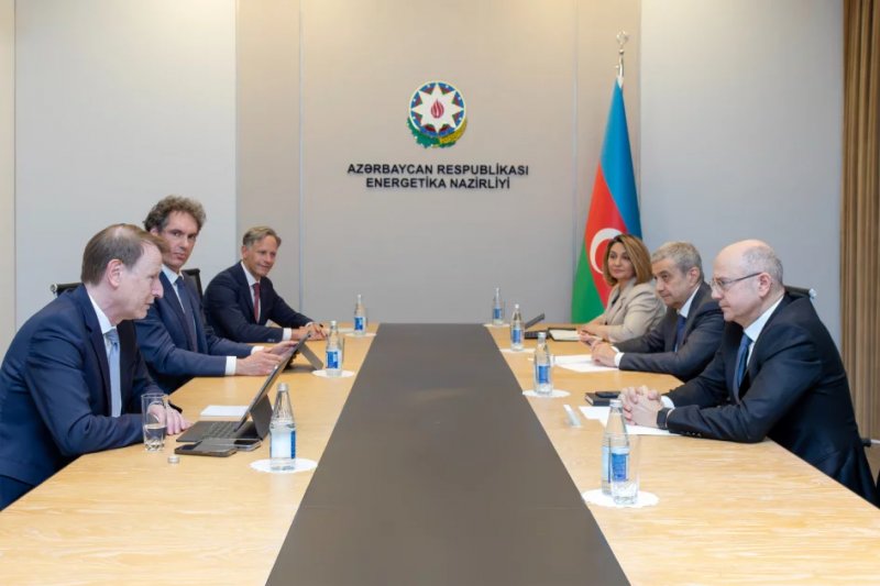 Baku Energy Week: New deals for LNG and green tech
