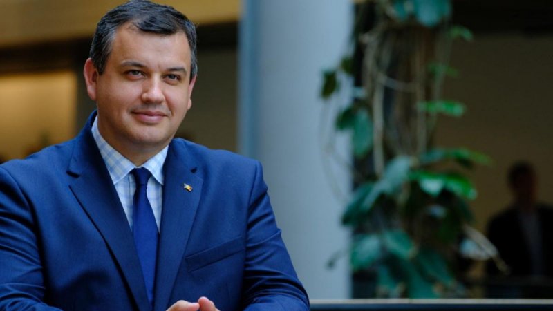 Romanian president proposes adviser Eugen Tomac for PM role