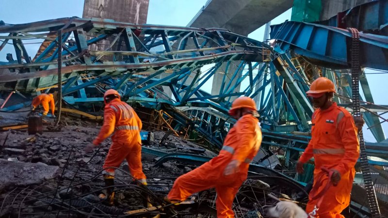 3 killed as crane topples at construction site in India 