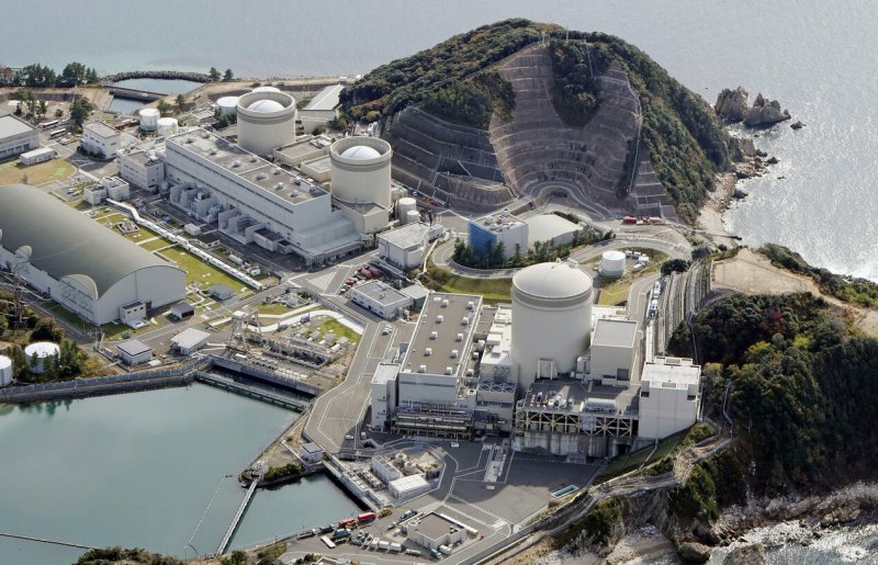 Japan plans major nuclear reactor renewal program