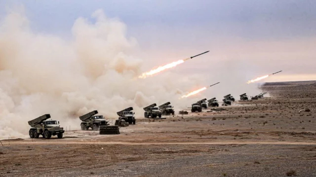 Iran threatens Bahrain and Kuwait following new US attacks