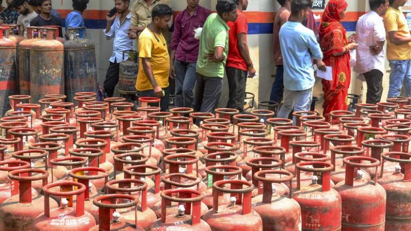India raises LPG prices again amid energy surge