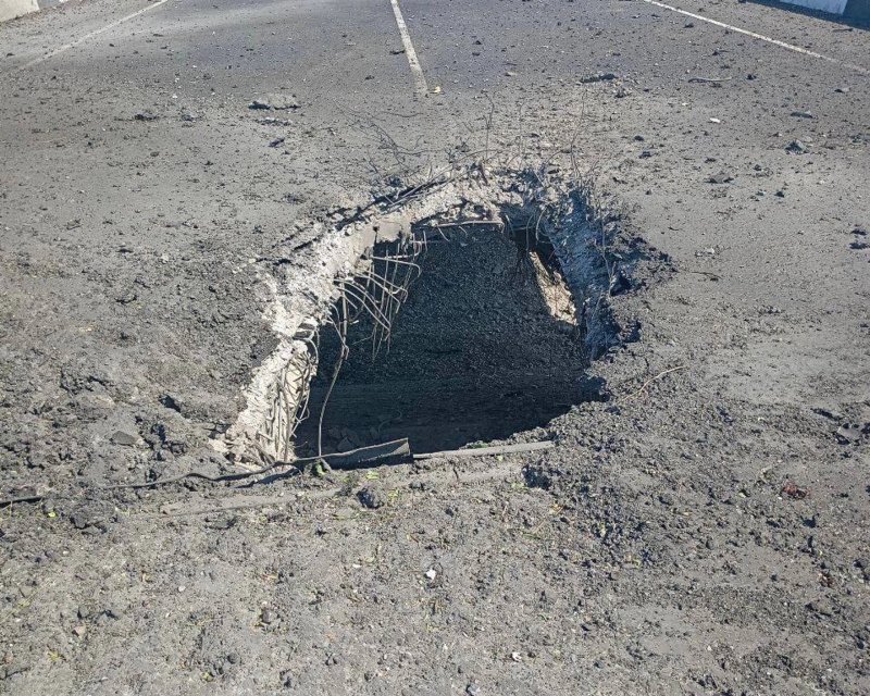 Traffic suspended at Chongar and Dzhankoy crossings after bridge strike