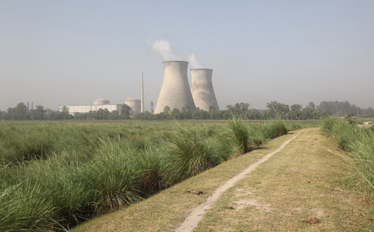 What happens if military activity disrupts a nuclear site's power supply in Ukraine?