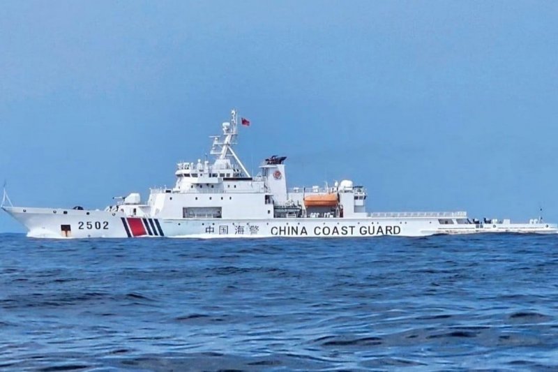 Tensions rise as China reacts to Japan-Philippines maritime talks