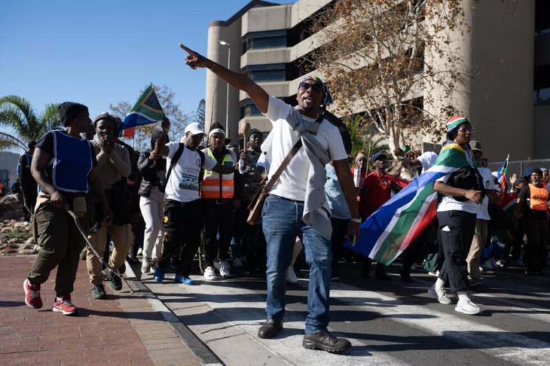 Mozambique says 9 citizens killed in South Africa xenophobic attacks