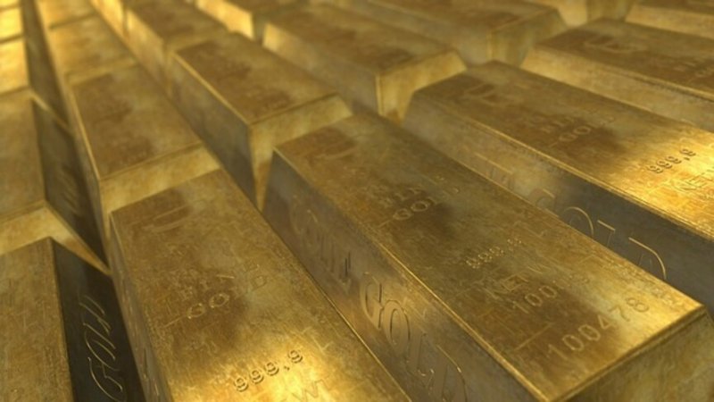 Gold and silver prices drop on higher US interest rate fears