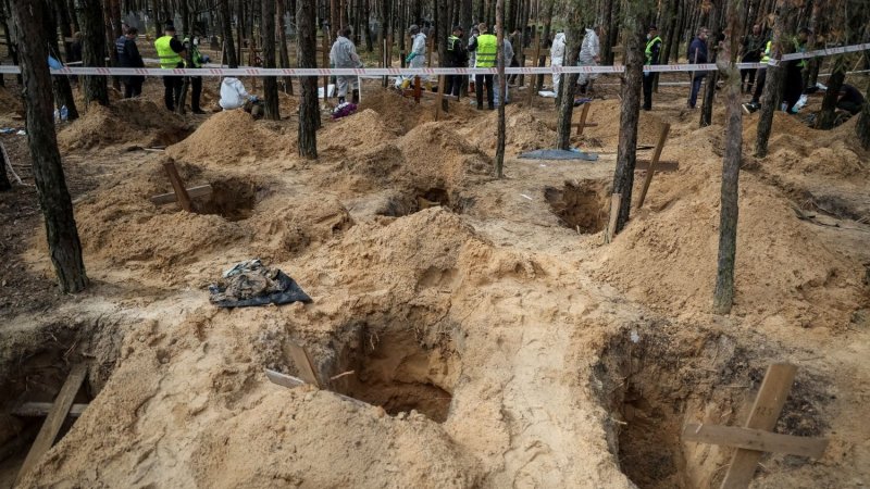 What are the mass graves Poland is searching for in Ukraine? 