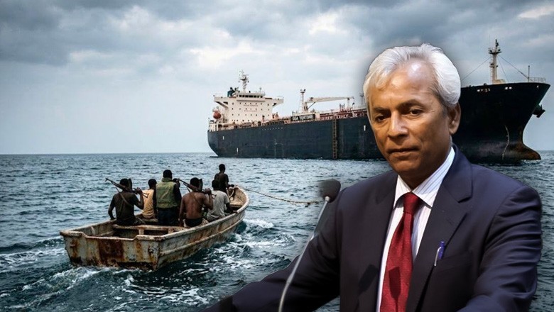 Who are the hostages Pakistan is seeking to free from Somali Pirates?