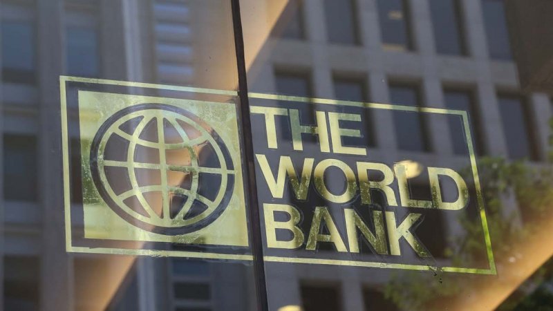 Why has the World Bank approved $450 million for Mozambique?