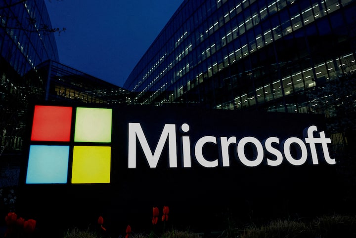 Microsoft restricts Anthropic's Claude Fable 5 for staff