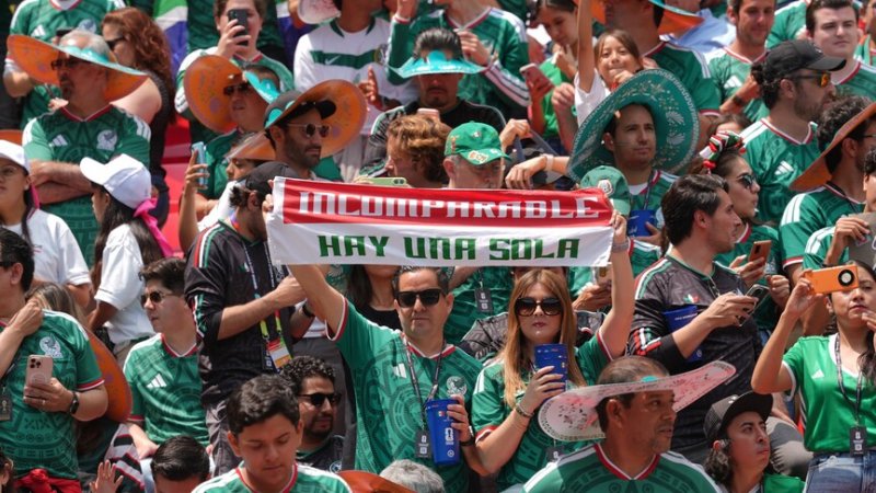 Rematch of 2010 as Mexico hosts South Africa in opener