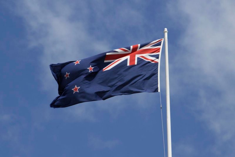 New Zealand coalition retains fragile parliamentary majority: Poll