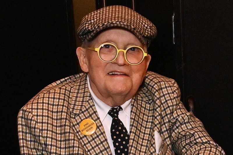 British art great David Hockney dies at 88