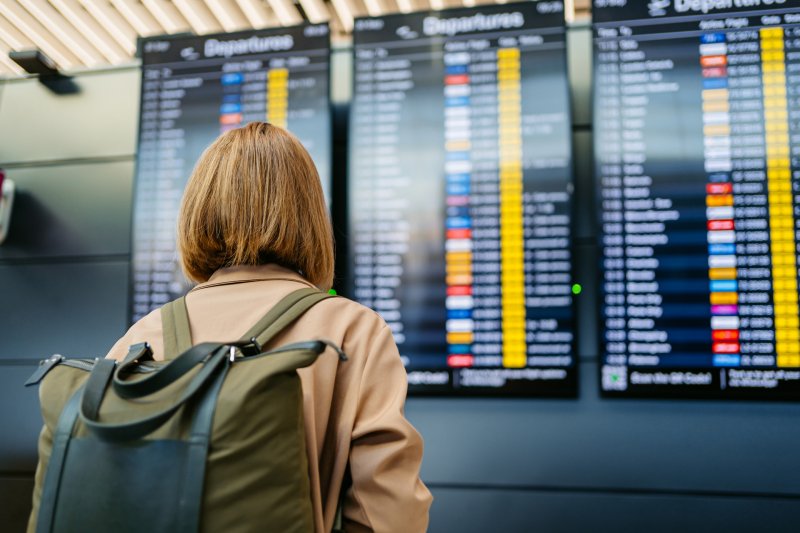 EU nations back compromise on air passenger rights reform