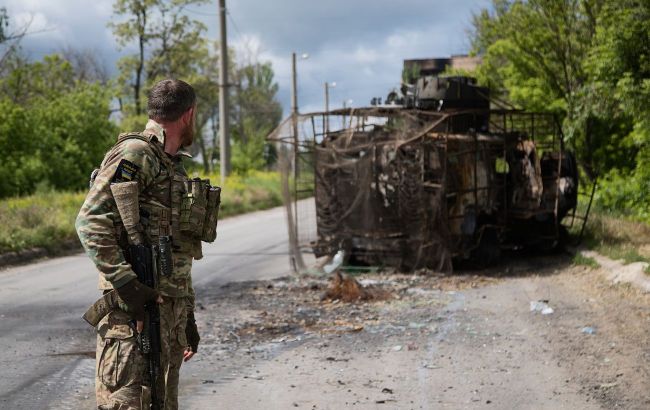 Ukrainian paratroopers crush major Russian assault near Sloviansk