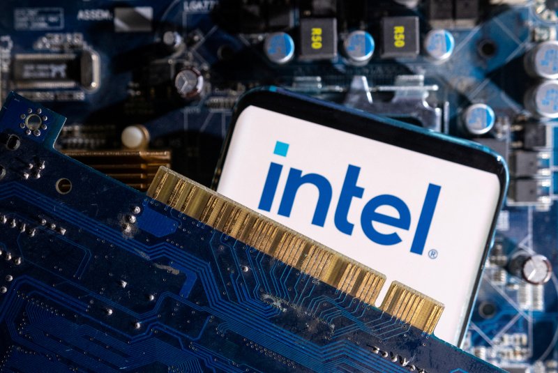 Intel shares surge after Trump claims Apple chip deal