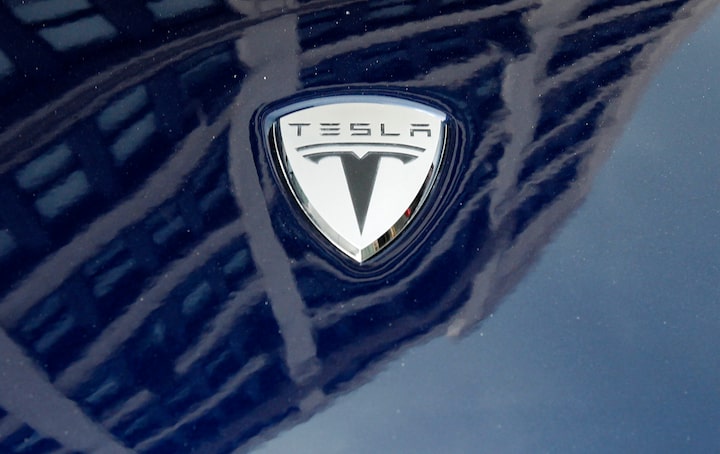 Sweden threatens to block Tesla FSD over deliberate speeding