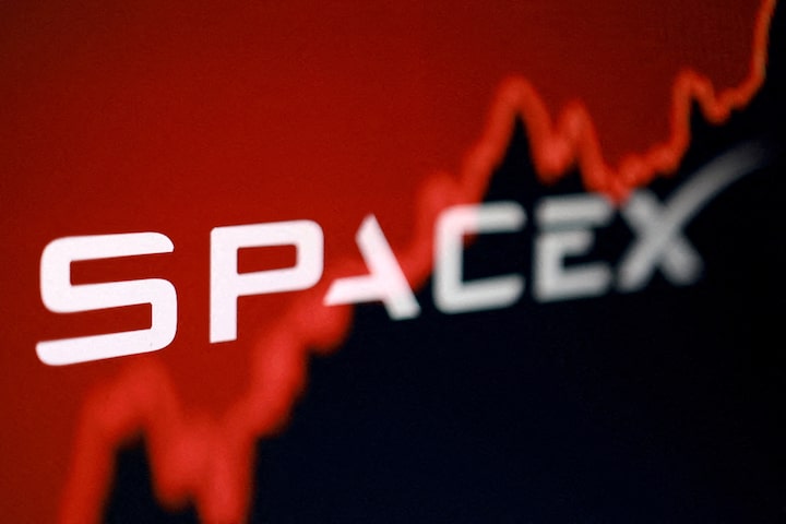 Elon Musk's SpaceX eyes $20bn bond sale after Nasdaq debut