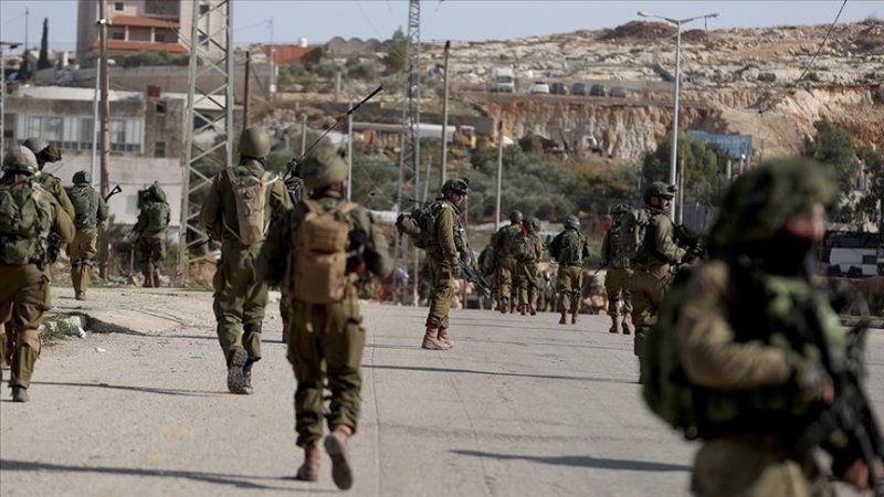 Israeli forces storm Aida refugee camp in West Bank