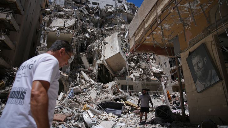 Israeli airstrike on southern Gaza tent camp wounds five