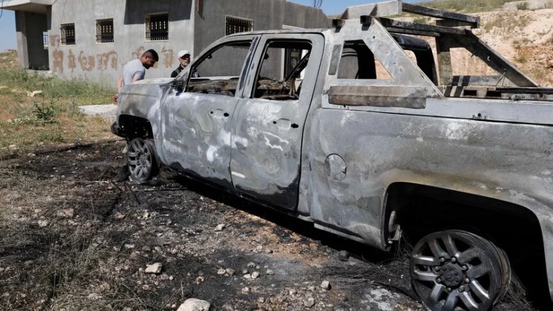 Israeli settlers burn vehicles, attack mosque in West Bank