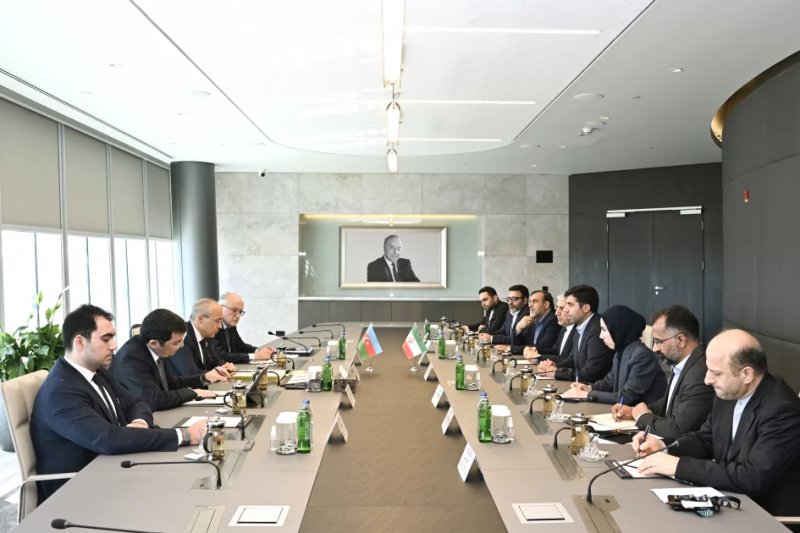 Azerbaijan, Iran explore economic cooperation prospects