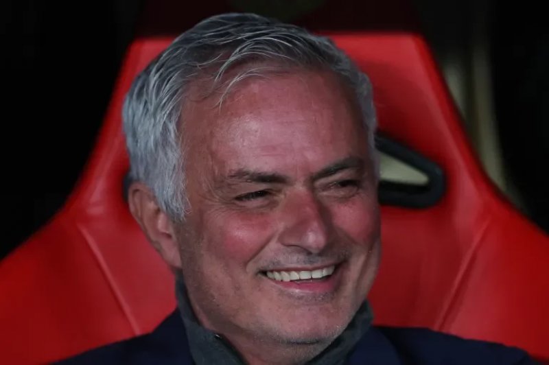Florentino Perez re-elected at Real Madrid, paving way for Jose Mourinho return