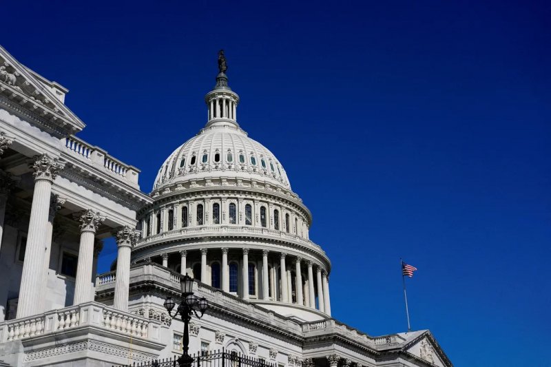U.S. lawmakers pass resolution aimed at preventing military action against Iran