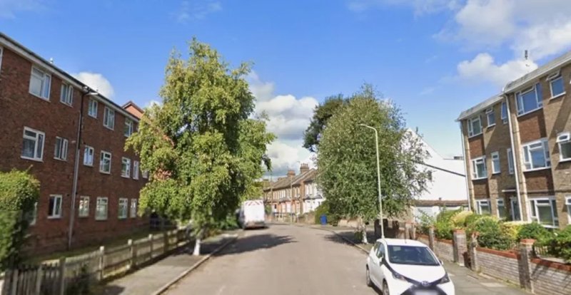 Young woman dies after shooting in London